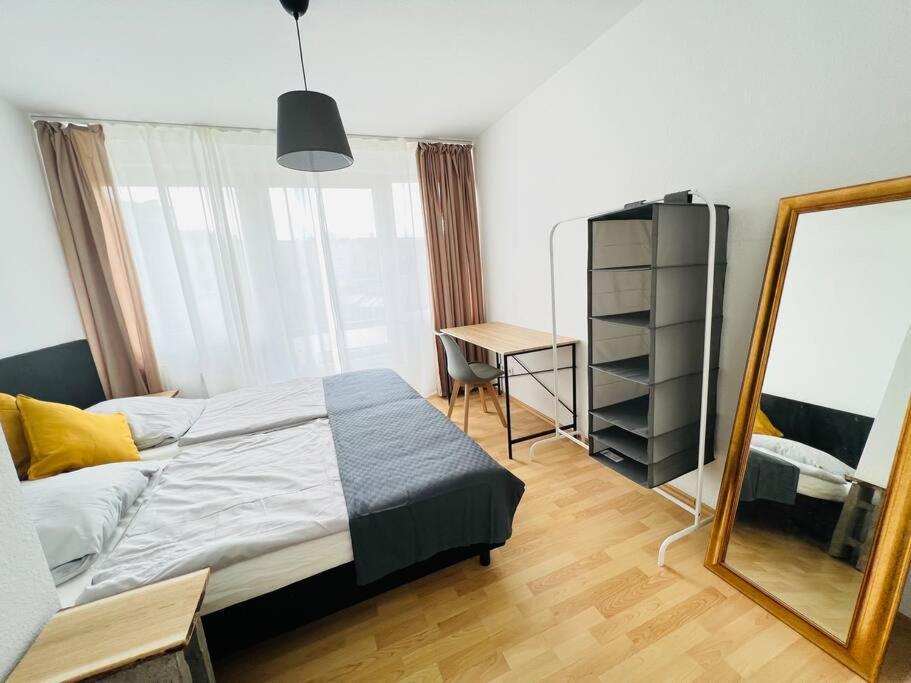 Zentrales Grosszuegiges Apartment Mit Dachterrasse! Bochum Dış mekan fotoğraf